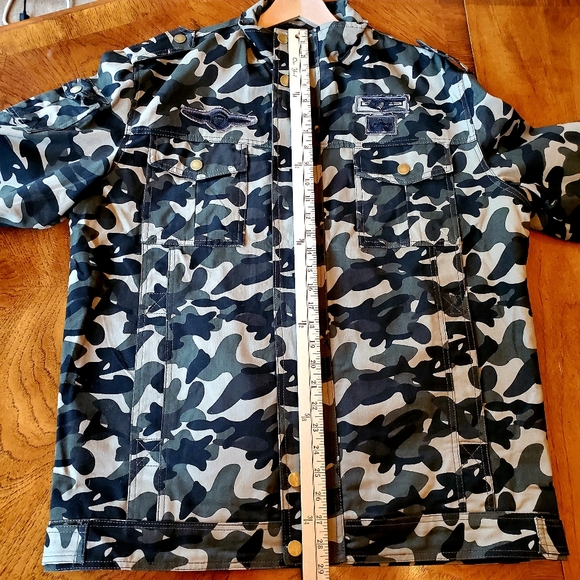 Ultimate Camo Bomber Jacket - Picture 10 of 15